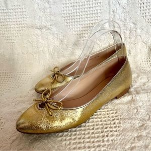 Stuart Weitzman Gabby Bow Flats Gold Silver Metallic Pointed Toe Comfortable